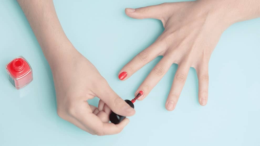 La couleur du vernis révèle votre personnalité, le saviez-vous ?