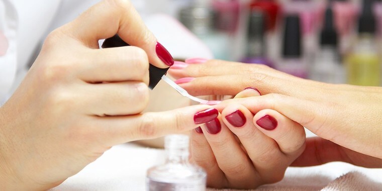 vernis à ongles pour CAP esthétique